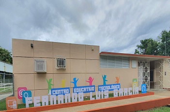 Foto Es Inaugurado el Centro Educativo Tecnológico de Comunidad Fernando Luis García de Utuado</a></h2>