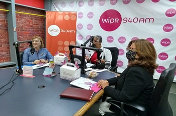 Foto Entrevistan en programa radial por WIPR a Sheila Alfonso González, administradora auxiliar del Area de Programas Comunales y de Residentes</a></h2>