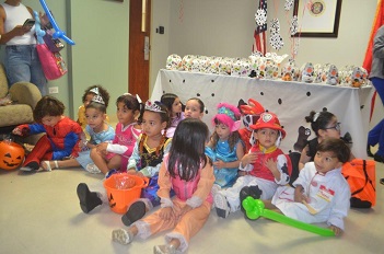 Foto Celebran Halloween Niños del Centro de Cuido</a></h2>