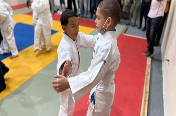 Foto Niños de Manuel A. Pérez Ext. 2 Reciben Uniformes de Judo</a></h2>